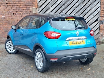 Used Renault Captur 2017 for sale - 76543410: Photo