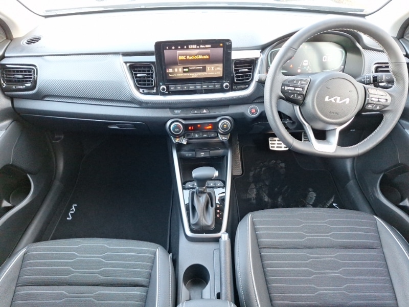 Used Kia Stonic 2025 for sale - 77105519: Photo 2