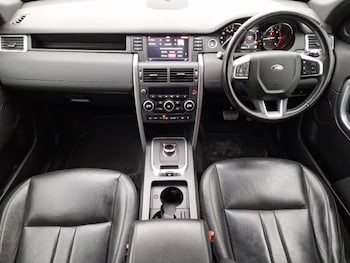 Used Land Rover Discovery Sport 2019 for sale - 77418669: Photo