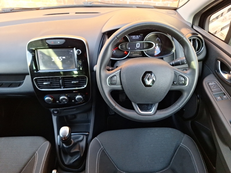 Used Renault Clio 2018 for sale - 76408076: Photo 7