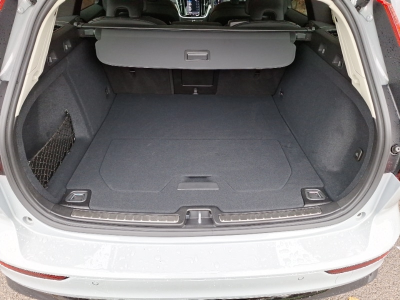 Used Volvo V60 2025 for sale - 78202686: Photo 8