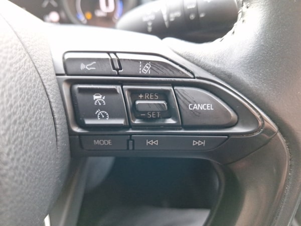 Used Toyota Yaris Cross 2022 for sale - 76221547: Photo 14