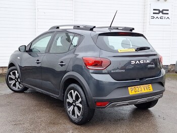 Used Dacia Sandero Stepway 2023 for sale - 77491661: Photo