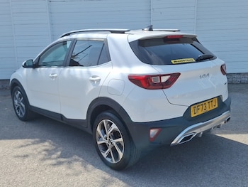Used Kia Stonic 2023 for sale - 79489463: Photo