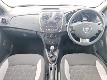 Used Dacia Sandero Stepway 2014 for sale - 78973044: Photo