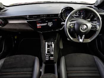 Used Alfa Romeo Junior 2025 for sale - 79869862: Photo
