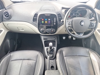 Used Renault Captur 2018 for sale - 78983770: Photo