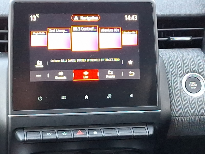 Used Renault Clio 2024 for sale - 76816302: Photo 10