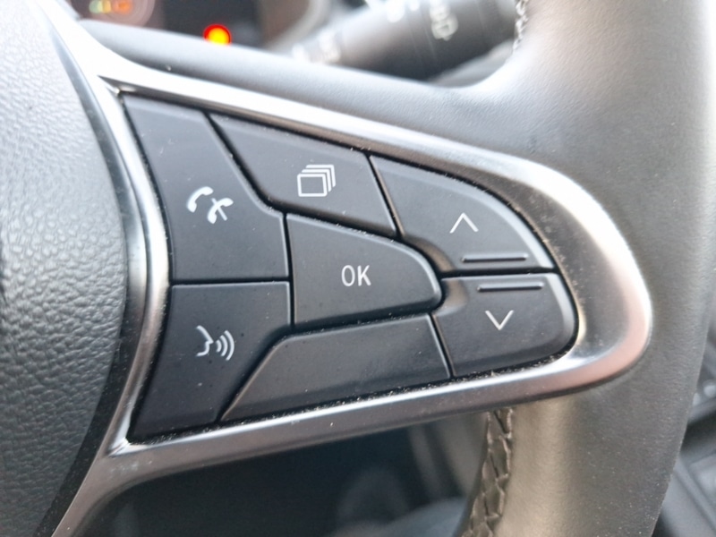 Used Renault Clio 2024 for sale - 76816302: Photo 14