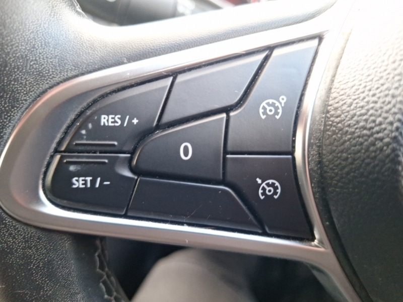 Used Renault Captur 2021 for sale - 76879859: Photo 16