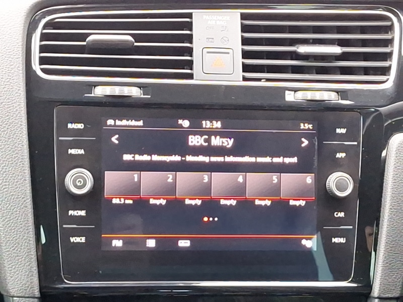 Used Volkswagen Golf 2019 for sale - 77141531: Photo 10