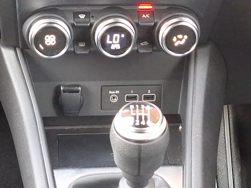 Used Renault Captur 2022 for sale - 76506938: Photo 11