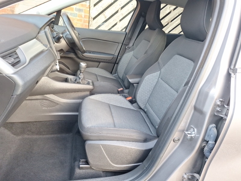 Used Renault Captur 2022 for sale - 76506938: Photo 5