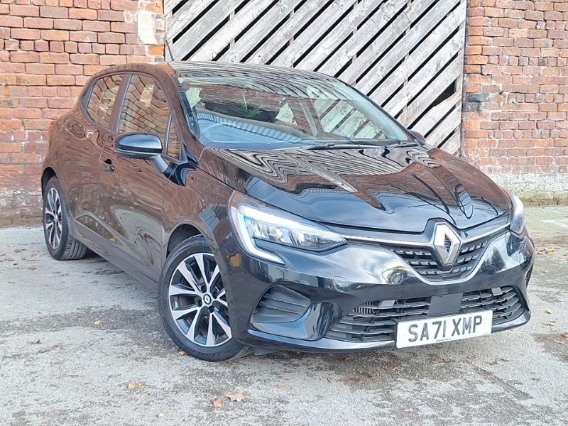 Used Renault Clio 2021 for sale - 76602544: Photo 1