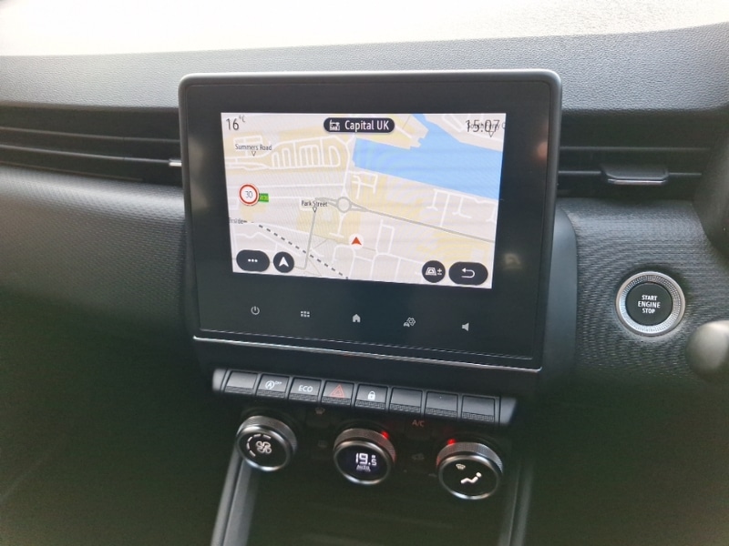 Used Renault Clio 2021 for sale - 76602544: Photo 18