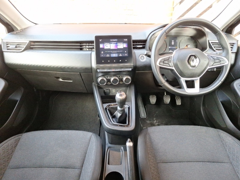 Used Renault Clio 2021 for sale - 76602544: Photo 2