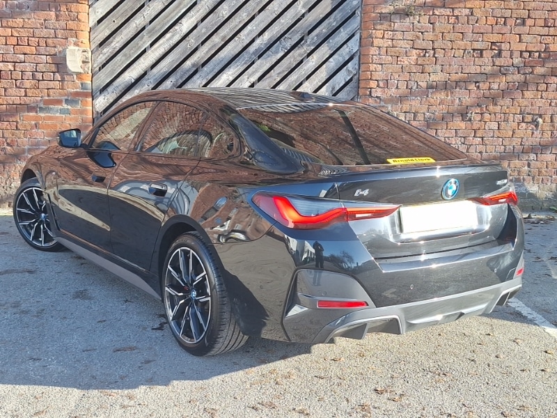 Used BMW i4 2022 for sale - 77093091: Photo 3
