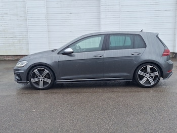 Used Volkswagen Golf 2018 for sale - 79543375: Photo