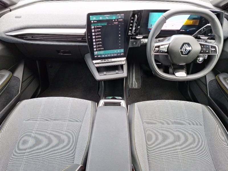 Used Renault Megane E Tech 2024 for sale - 78013190: Photo 2