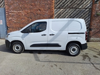 Used Citroen Berlingo 2024 for sale - 76054984: Photo