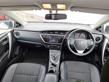 Used Toyota Auris 2013 for sale - 79447336: Photo
