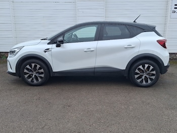 Used Renault Captur 2022 for sale - 77439385: Photo