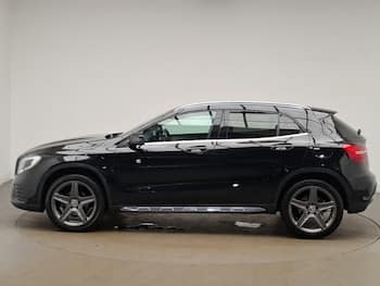 Used Mercedes-Benz GLA 2020 for sale - 79704032: Photo