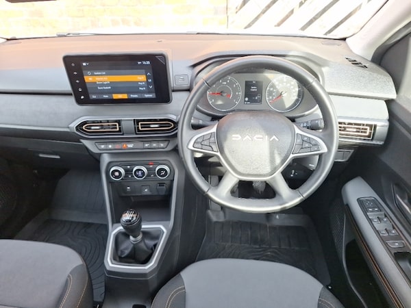 Used Dacia Sandero Stepway 2024 for sale - 76282246: Photo 7