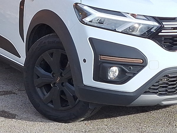 Used Dacia Sandero Stepway 2024 for sale - 76282246: Photo 9