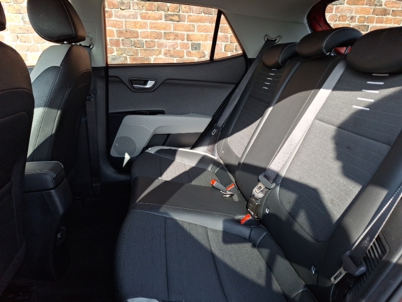 Used Kia Stonic 2022 for sale - 76893782: Photo 6