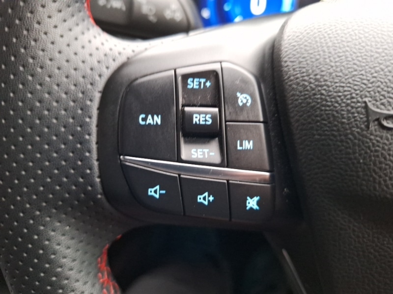 Used Ford Focus 2023 for sale - 76471463: Photo 16