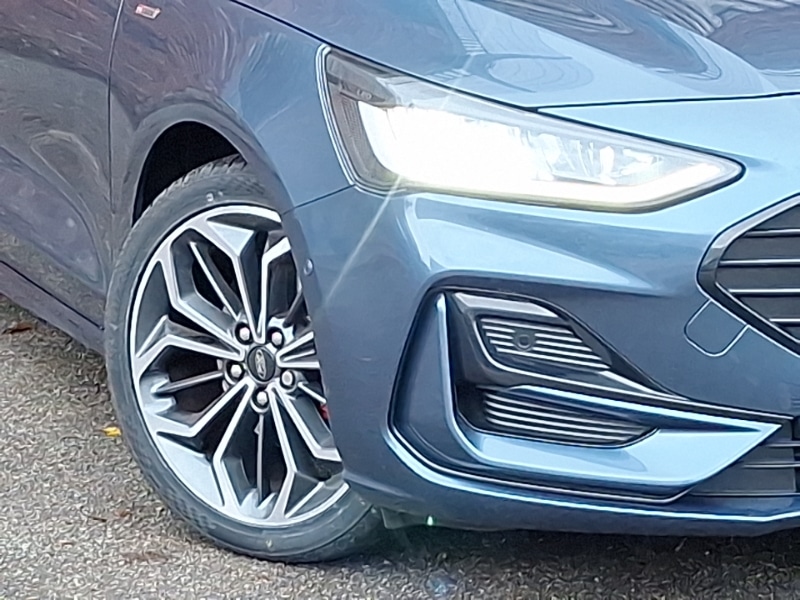 Used Ford Focus 2023 for sale - 76471463: Photo 9