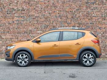 Used Dacia Sandero Stepway 2022 for sale - 74382690: Photo
