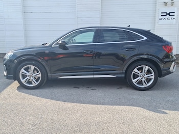 Used Audi Q3 2022 for sale - 78455437: Photo