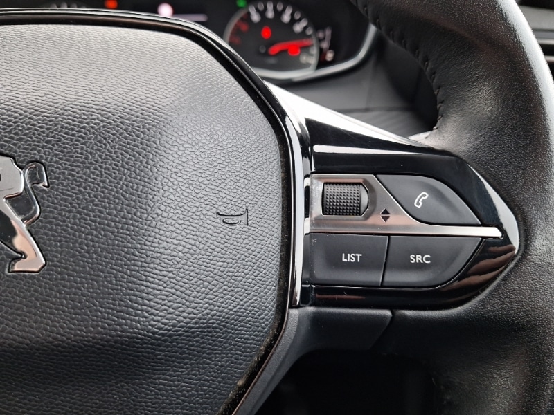 Used Peugeot 2008 2021 for sale - 78125608: Photo 17