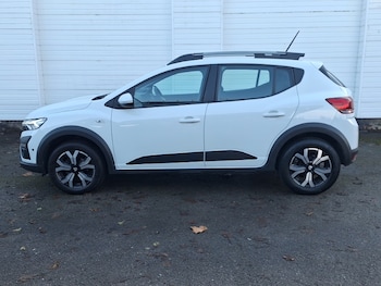 Used Dacia Sandero Stepway 2022 for sale - 76779740: Photo