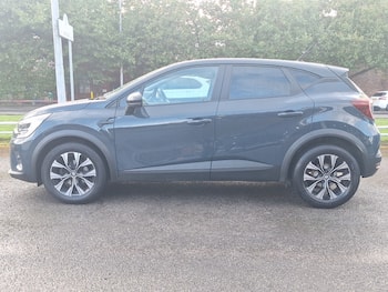 Used Renault Captur 2022 for sale - 79840094: Photo