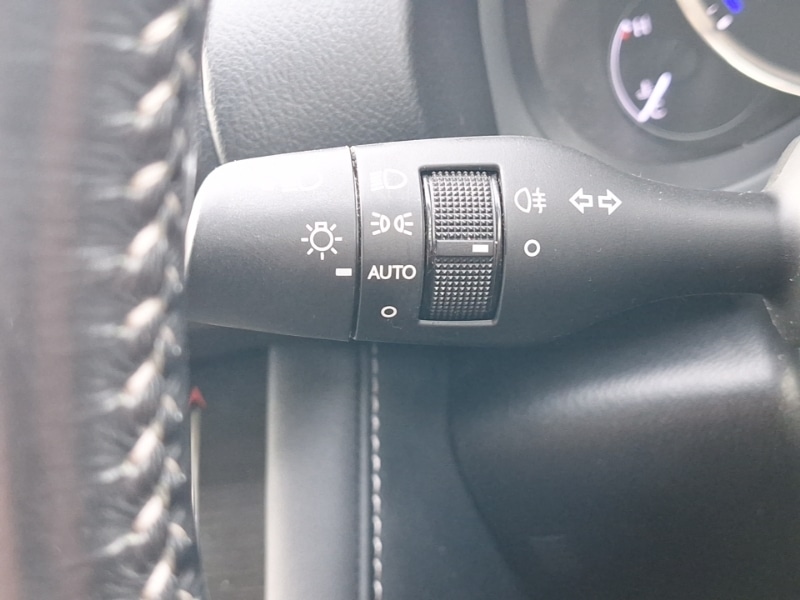 Used Lexus IS 2017 for sale - 78113310: Photo 16