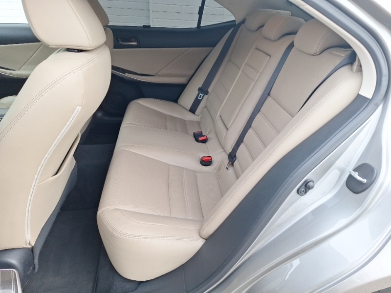 Used Lexus IS 2017 for sale - 78113310: Photo 6