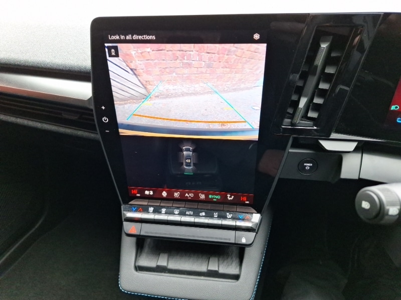 Used Renault Scenic E-Tech 2025 for sale - 77433023: Photo 17