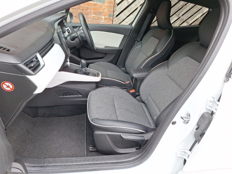 Used Renault Clio 2022 for sale - 76238187: Photo 5