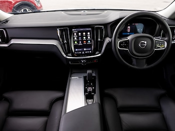 Used Volvo V60 2025 for sale - 79213999: Photo