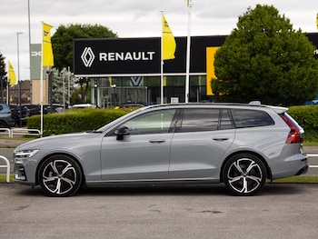 Used Volvo V60 2025 for sale - 79213999: Photo