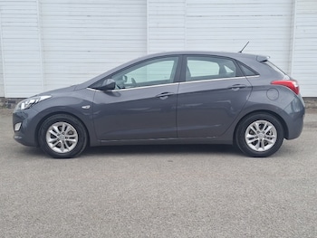 Used Hyundai i30 2015 for sale - 79139043: Photo