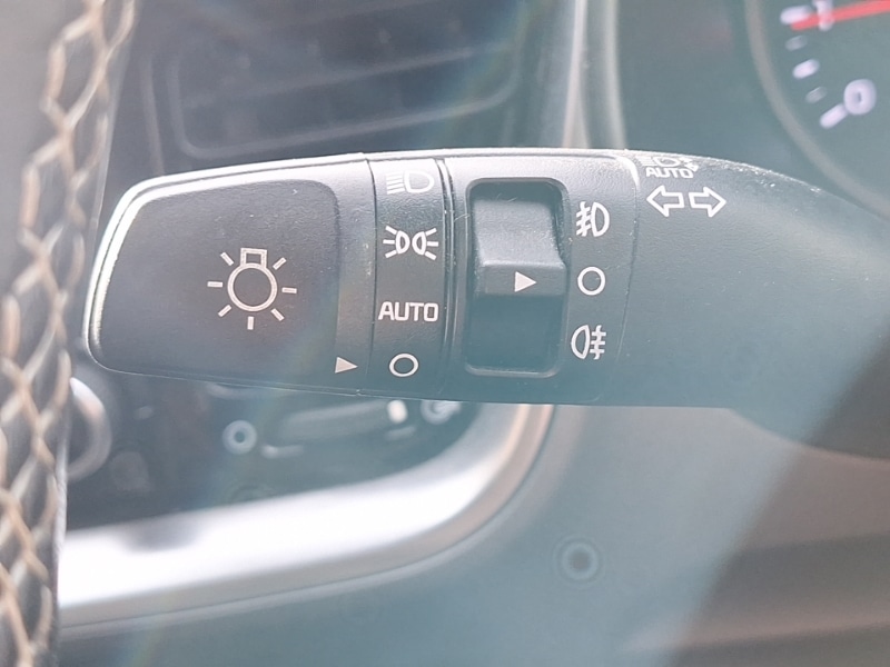 Used Kia Stonic 2018 for sale - 77031901: Photo 16