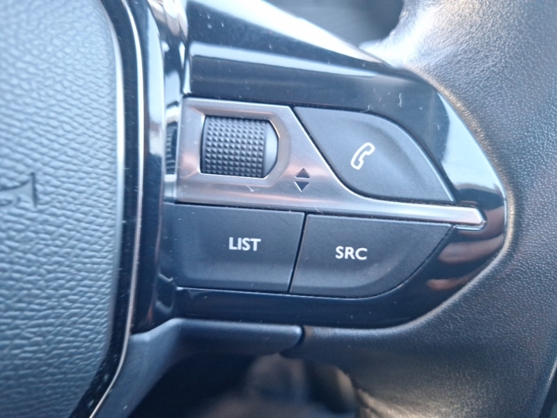 Used Peugeot 208 2020 for sale - 76897484: Photo 14