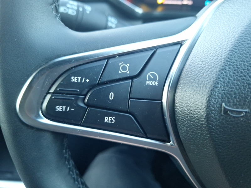 Used Renault Captur 2024 for sale - 76983389: Photo 15