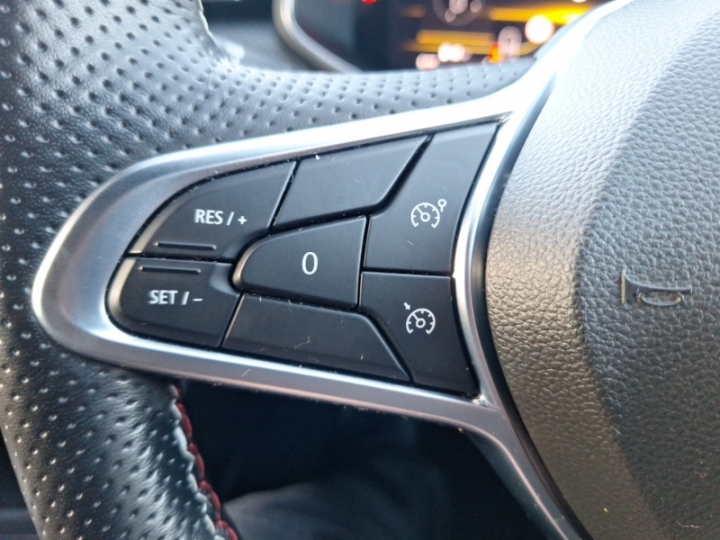 Used Renault Clio 2022 for sale - 76708191: Photo 15