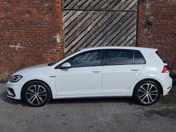 Used Volkswagen Golf 2020 for sale - 76058749: Photo