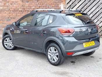 Used Dacia Sandero Stepway 2022 for sale - 76230111: Photo